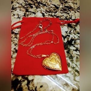 Chain Necklace with Heart Locket Pendant